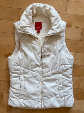 Esprit Woman's Quilted Puffer Vest
